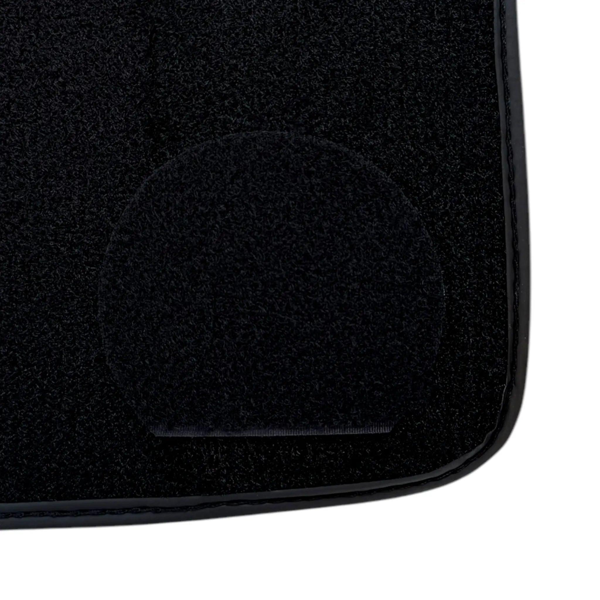 Black Floor Mats for Rolls Royce Phantom VIII (2017-2024) with Green Leather Borders