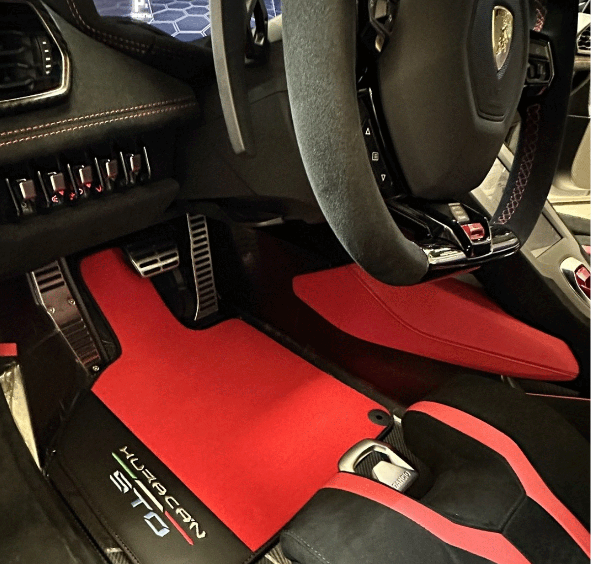 Lamborghini Huracan STO Floor Mats - AutoWin