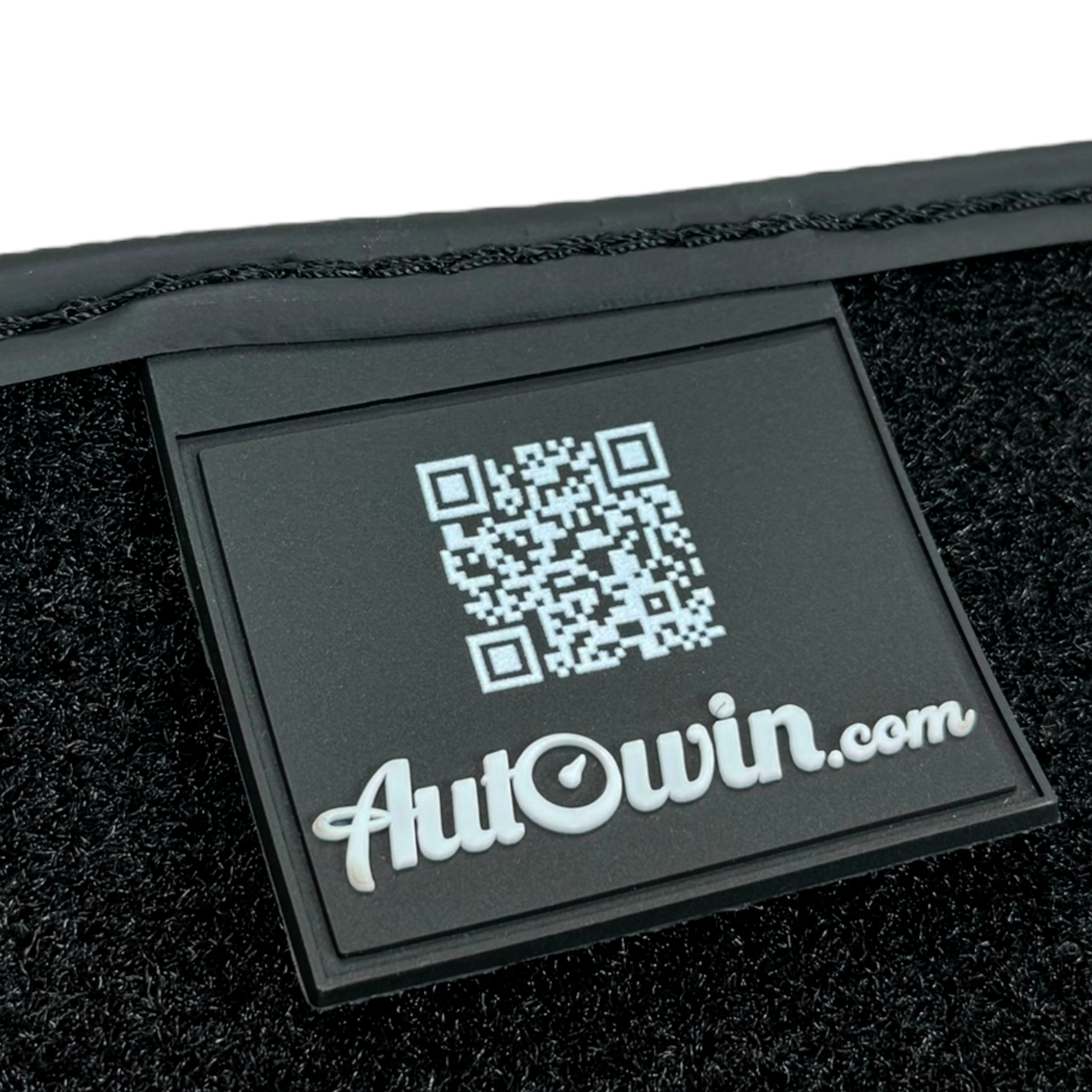 Customizable Floor Mats for Alfa Romeo 33 (1983-1994) - AutoWin